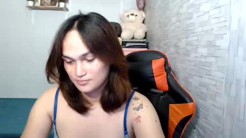 Snapshot of ts_kawaiiass chatting on 10/28/25, 01:03 ts_kawaiiass online show from 10/28/25, 01:03