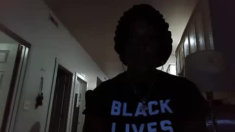 Snapshot of tsamberwhite007 chatting on 10/09/25, 03:59 Amber White online show from 10/09/25, 03:59