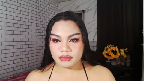 Snapshot of tsbrianabankhugecock chatting on 10/20/25, 04:02 brianna online show from 10/20/25, 04:02