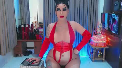 Snapshot of tsbubblebutt chatting on 01/07/25, 05:12 Tsbubblebutt online show from 01/07/25, 05:12