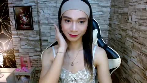 Snapshot of tscumbitch chatting on 01/15/25, 11:53 Tina online show from 01/15/25, 11:53
