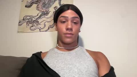 Snapshot of tsj777 chatting on 11/15/25, 10:59 tsj777 online show from 11/15/25, 10:59