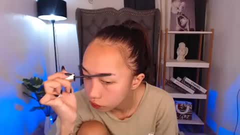 tskitty_girl online show from 10/14/25, 02:45