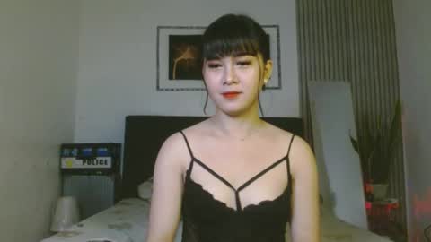 Snapshot of tsnathaliasilvana chatting on 01/24/25, 03:02 Bella Ratbu online show from 01/24/25, 03:02