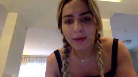 Snapshot of tsprinces chatting on 09/22/25, 01:13 tsprinces online show from 09/22/25, 01:13