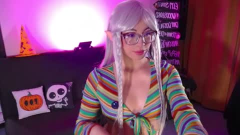 Cherry Moon online show from 10/25/25, 01:35