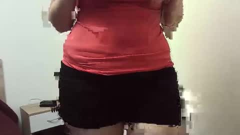 Snapshot of ttrnynela chatting on 11/08/25, 07:19 Ttrnynela online show from 11/08/25, 07:19