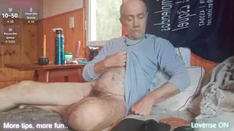 Snapshot of tupapifacu chatting on 10/31/25, 11:44 Papi Facu online show from 10/31/25, 11:44