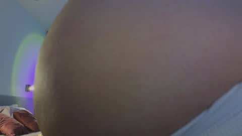 Ariana online show from 09/27/25, 08:47