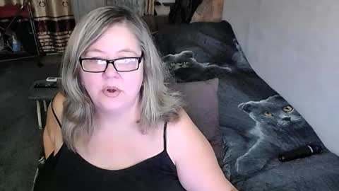 Lana online show from 11/09/25, 11:25