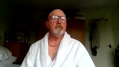 Snapshot of twatcockandballs chatting on 10/02/25, 11:17 twatcockandballs online show from 10/02/25, 11:17