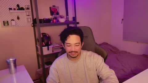 Snapshot of tweezerdick chatting on 12/11/24, 03:24 iwasD3nse online show from 12/11/24, 03:24