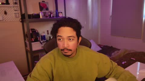 Snapshot of tweezerdick chatting on 12/29/24, 10:14 iwasD3nse online show from 12/29/24, 10:14