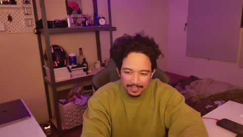 Snapshot of tweezerdick chatting on 12/30/24, 07:48 iwasD3nse online show from 12/30/24, 07:48