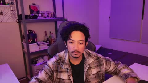 Snapshot of tweezerdick chatting on 01/13/25, 04:50 iwasD3nse online show from 01/13/25, 04:50