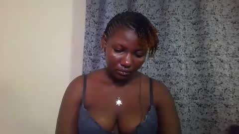 twerker_lyly online show from 11/12/25, 08:15