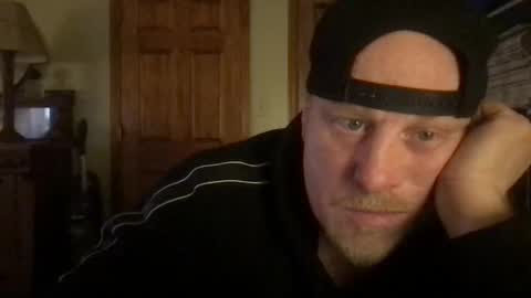 Snapshot of twiinsoul chatting on 12/25/24, 09:24 twiinsoul online show from 12/25/24, 09:24