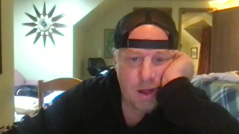 Snapshot of twiinsoul chatting on 12/30/24, 01:47 twiinsoul online show from 12/30/24, 01:47