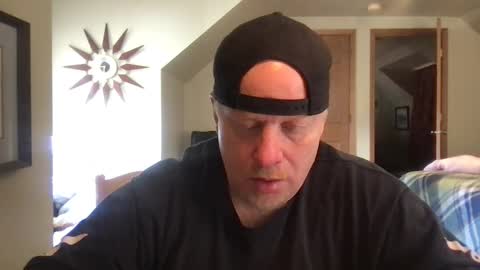 Snapshot of twiinsoul chatting on 01/04/25, 06:51 twiinsoul online show from 01/04/25, 06:51