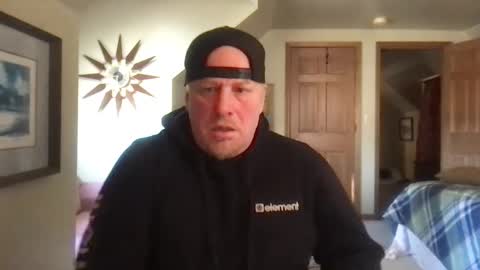 Snapshot of twiinsoul chatting on 01/15/25, 03:29 twiinsoul online show from 01/15/25, 03:29