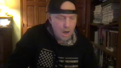 Snapshot of twiinsoul chatting on 01/21/25, 06:23 twiinsoul online show from 01/21/25, 06:23