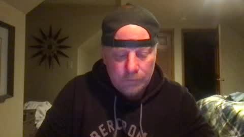 Snapshot of twiinsoul chatting on 02/28/25, 08:09 twiinsoul online show from 02/28/25, 08:09