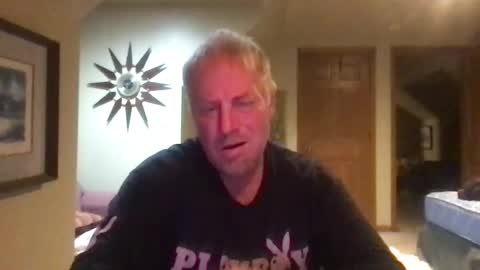 Snapshot of twiinsoul chatting on 09/13/25, 01:49 twiinsoul online show from 09/13/25, 01:49