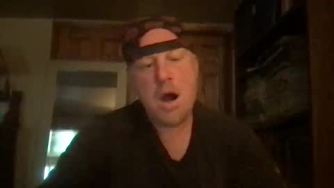 Snapshot of twiinsoul chatting on 10/02/25, 03:08 twiinsoul online show from 10/02/25, 03:08