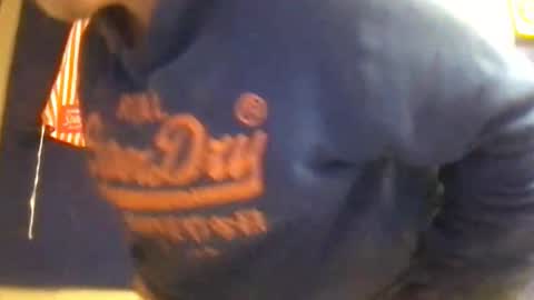 Snapshot of twiinsoul chatting on 10/12/25, 07:24 twiinsoul online show from 10/12/25, 07:24