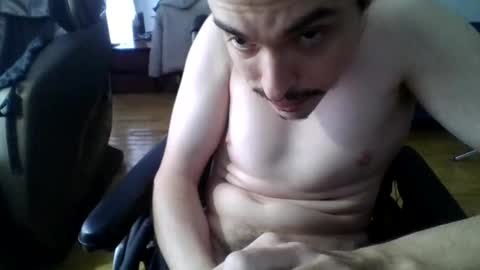 Snapshot of twinkluchhoney chatting on 11/24/25, 05:01 twinkluchhoney online show from 11/24/25, 05:01