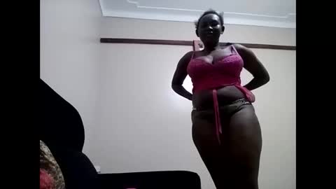 Snapshot of twinlishah chatting on 12/11/24, 12:44 Neilisha online show from 12/11/24, 12:44