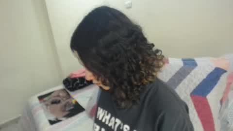 Snapshot of two_souls69 chatting on 09/17/25, 09:27 Matt online show from 09/17/25, 09:27