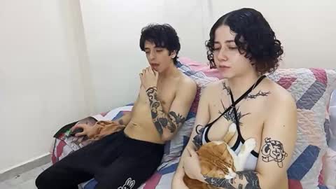 Snapshot of two_souls69 chatting on 11/09/25, 08:18 Matt online show from 11/09/25, 08:18