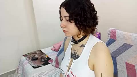 Snapshot of two_souls69 chatting on 11/29/25, 08:56 Matt online show from 11/29/25, 08:56