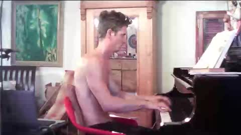 TobeBritta online show from 09/20/25, 05:25