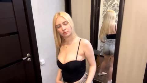 Grace online show from 10/27/25, 04:11