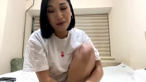 Snapshot of tyisharudes chatting on 10/20/25, 03:34 Aya online show from 10/20/25, 03:34