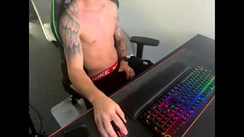 Tyler 2465 online show from 12/28/24, 03:04