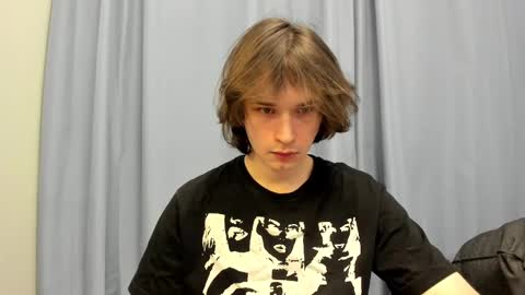 Snapshot of tyler__johnson chatting on 01/16/25, 10:34 Tyler johnson online show from 01/16/25, 10:34