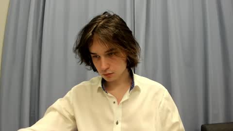 Snapshot of tyler__johnson chatting on 01/25/25, 09:35 Tyler johnson online show from 01/25/25, 09:35