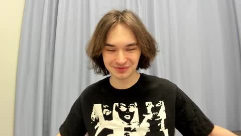 Snapshot of tyler__johnson chatting on 01/30/25, 05:17 Tyler johnson online show from 01/30/25, 05:17