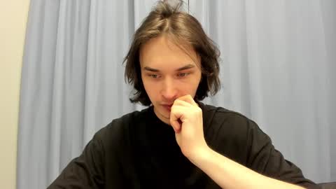 Snapshot of tyler__johnson chatting on 02/02/25, 04:37 Tyler johnson online show from 02/02/25, 04:37