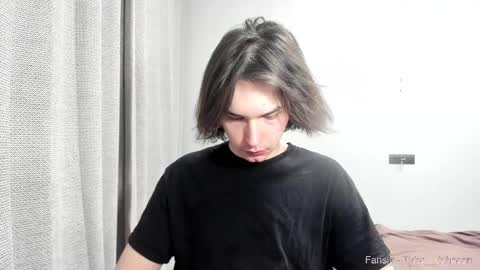 Snapshot of tyler__johnson chatting on 02/10/25, 01:14 Tyler johnson online show from 02/10/25, 01:14