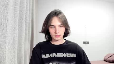 Snapshot of tyler__johnson chatting on 03/01/25, 10:10 Tyler johnson online show from 03/01/25, 10:10