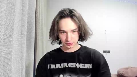 Snapshot of tyler__johnson chatting on 03/03/25, 04:25 Tyler johnson online show from 03/03/25, 04:25