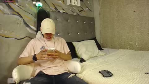 tyler cooper online show from 11/02/25, 03:20