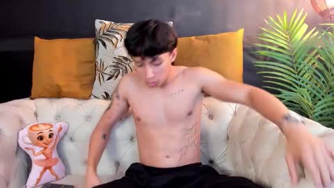 Tyler online show from 10/11/25, 03:28