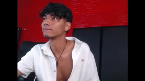 tyler_wolf_1 online show from 10/09/25, 11:30