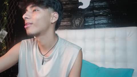 tyler_wolf_1 online show from 10/30/25, 02:07