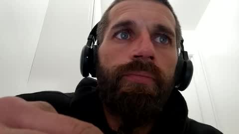 Snapshot of tylerweist727678265 chatting on 09/10/25, 08:03 tylerweist727678265 online show from 09/10/25, 08:03